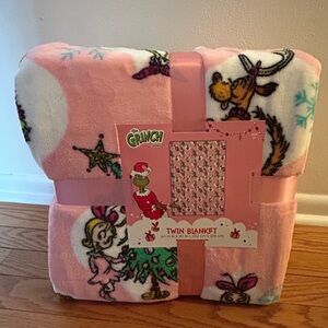 cindy lou pink christmas blanket